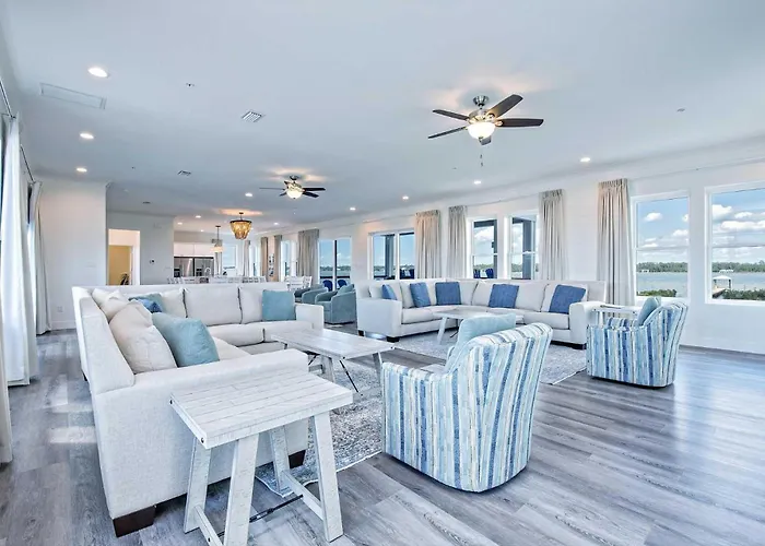 Sunset Oasis 10 Bedroom Holiday home Gulf Shores